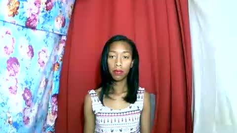 oliviah27 online show from 10/15/25, 07:58