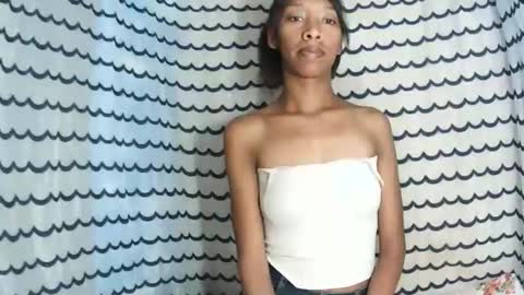 oliviah27 online show from 12/03/25, 09:13