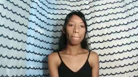 oliviah27 online show from 12/04/25, 07:00