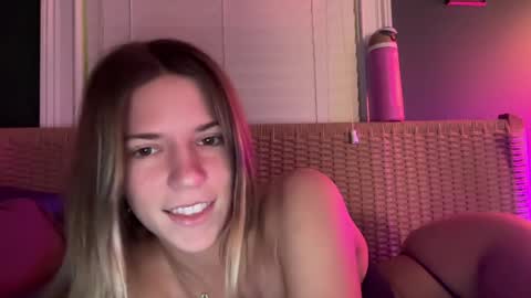 Olivia online show from 01/09/25, 05:55