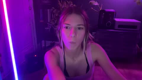 Olivia online show from 01/25/25, 03:30