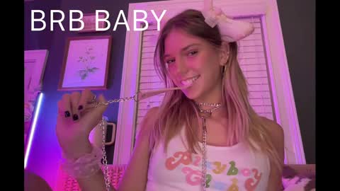 Olivia online show from 02/21/25, 08:07