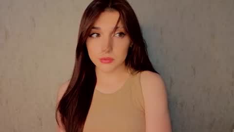 Snapshot of oliviahoresnev chatting on 06/28/26, 05:52 Olivia online show from 06/28/26, 05:52