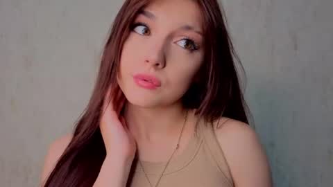 Snapshot of oliviahoresnev chatting on 07/15/26, 03:39 Olivia online show from 07/15/26, 03:39