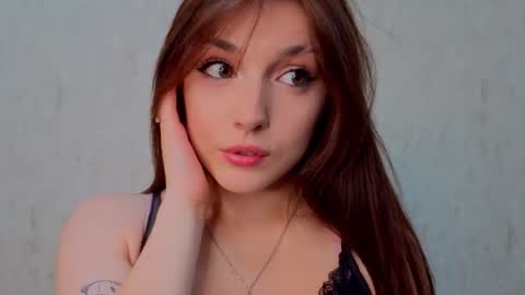 Snapshot of oliviahoresnev chatting on 08/04/26, 04:20 Olivia online show from 08/04/26, 04:20