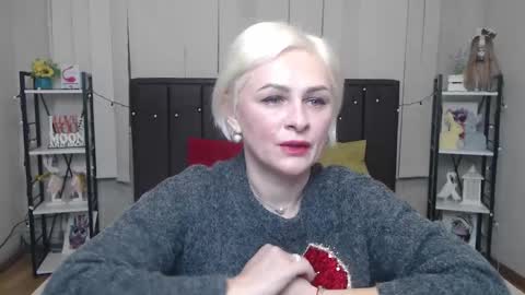 OliviaHorst online show from 10/14/25, 05:30