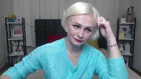 OliviaHorst online show from 10/16/25, 05:41