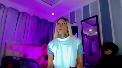oliviahot01 online show from 06/09/26, 01:06