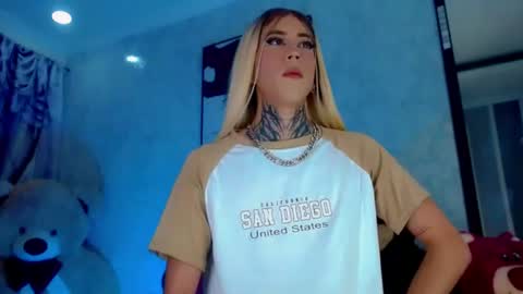 oliviahot01 online show from 07/03/26, 01:34