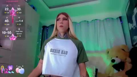 oliviahot01 online show from 07/25/26, 01:04