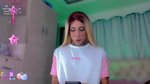 oliviahot01 online show from 07/26/26, 01:14