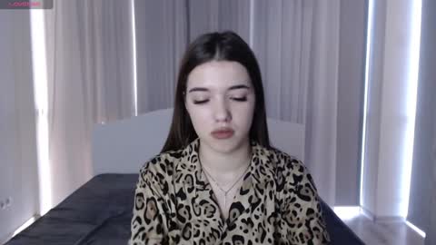 Snapshot of olivialimm chatting on 01/05/25, 02:30 Olivia online show from 01/05/25, 02:30