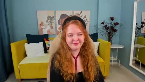 Snapshot of oliviamarris chatting on 06/05/26, 10:48 olivia online show from 06/05/26, 10:48