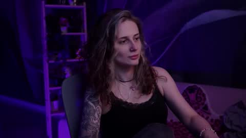 Liv online show from 09/17/25, 05:42