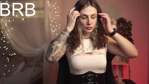 Liv online show from 09/29/25, 08:24