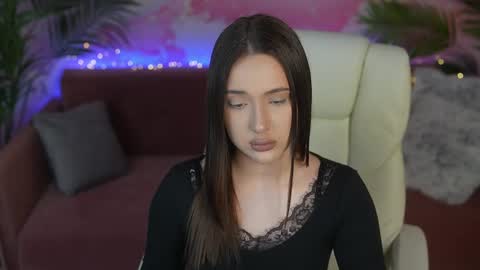 Olivia online show from 05/04/26, 06:59