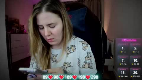 . online show from 12/17/25, 03:56