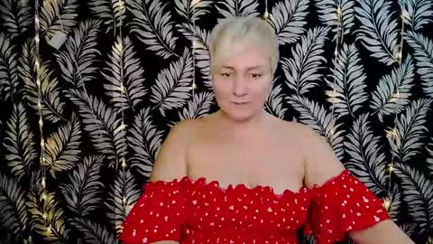 Kelly online show from 12/24/24, 03:37