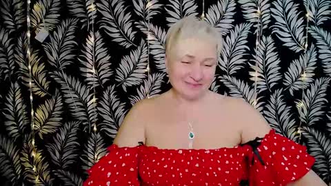 Kelly online show from 01/05/25, 03:13