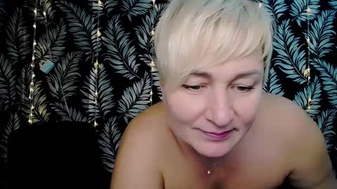 Kelly online show from 01/10/25, 03:37