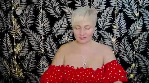 Kelly online show from 01/18/25, 02:23