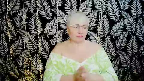 Kelly online show from 06/08/26, 10:04