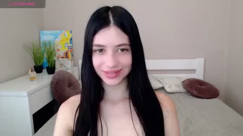 oliviarichi online show from 07/26/26, 10:44