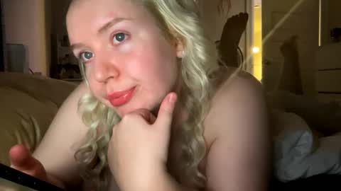 Olivia baby  online show from 09/29/25, 04:50