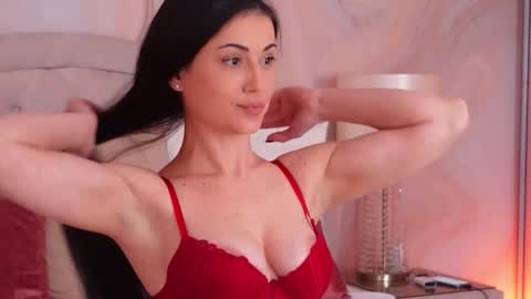 Snapshot of oliviasway chatting on 12/15/25, 01:59 OliviaSway online show from 12/15/25, 01:59