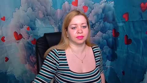 Snapshot of oliviaverr chatting on 02/13/26, 02:02 Oliviaverr online show from 02/13/26, 02:02