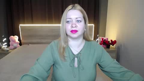 Snapshot of oliviaverr chatting on 02/18/26, 01:29 Oliviaverr online show from 02/18/26, 01:29