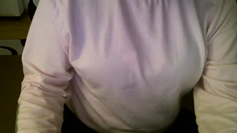 Snapshot of olivier_equinoxe chatting on 06/13/26, 08:07 Olivia online show from 06/13/26, 08:07