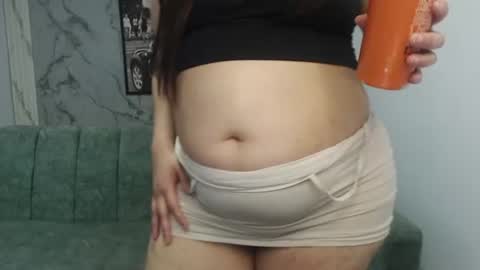 Snapshot of oliviia_ch chatting on 07/24/26, 12:47 Olivia online show from 07/24/26, 12:47