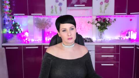 olivija2020 online show from 12/23/24, 09:18