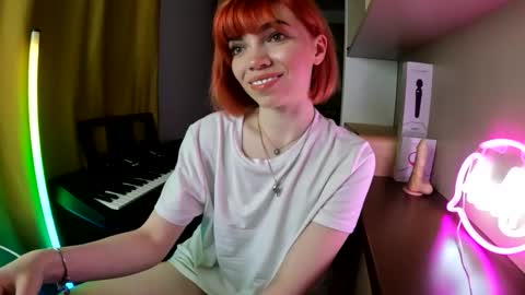 Angelina Lina online show from 04/29/26, 08:37