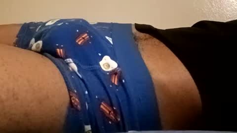 Snapshot of olliebennit chatting on 11/20/25, 07:52 Ollie online show from 11/20/25, 07:52