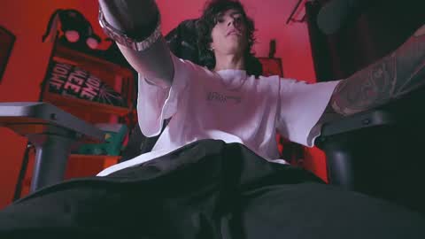     online show from 05/09/26, 04:17