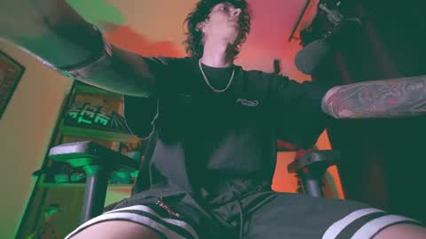     online show from 07/08/26, 12:26