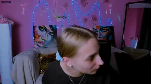 Ollivia online show from 05/19/26, 05:47