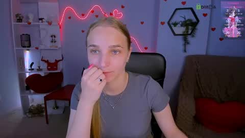 Ollivia online show from 05/27/26, 05:37