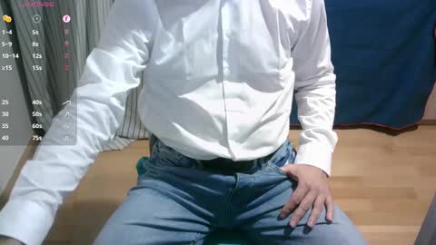 Snapshot of omar87ram chatting on 01/25/25, 08:21 Omar online show from 01/25/25, 08:21