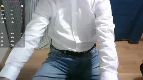 Snapshot of omar87ram chatting on 01/25/25, 05:40 Omar online show from 01/25/25, 05:40