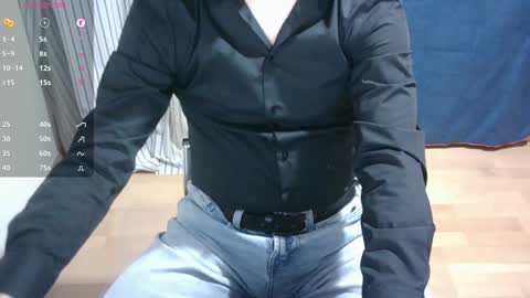 Snapshot of omar87ram chatting on 02/21/25, 01:33 Omar online show from 02/21/25, 01:33