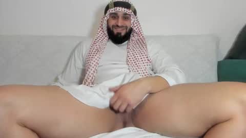 Snapshot of omar_xoxo chatting on 03/26/26, 09:09 Omar online show from 03/26/26, 09:09