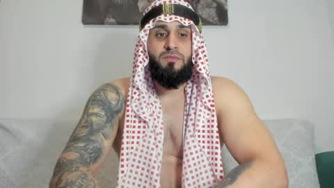 Snapshot of omar_xoxo chatting on 05/07/26, 09:36 Omar online show from 05/07/26, 09:36