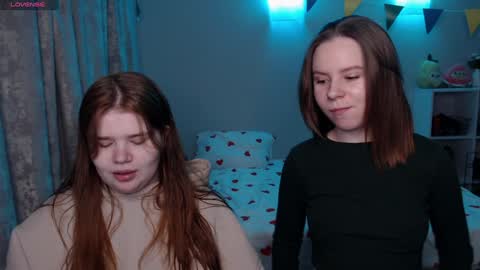 Snapshot of omellyoo chatting on 12/28/24, 12:13 MellY online show from 12/28/24, 12:13