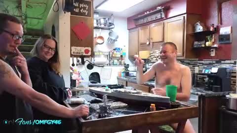 Norm online show from 12/24/24, 11:33