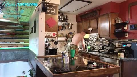 Norm online show from 01/02/25, 05:18