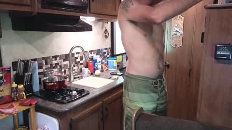 Norm online show from 09/23/25, 04:32