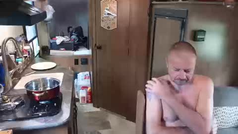 Norm online show from 09/25/25, 03:38